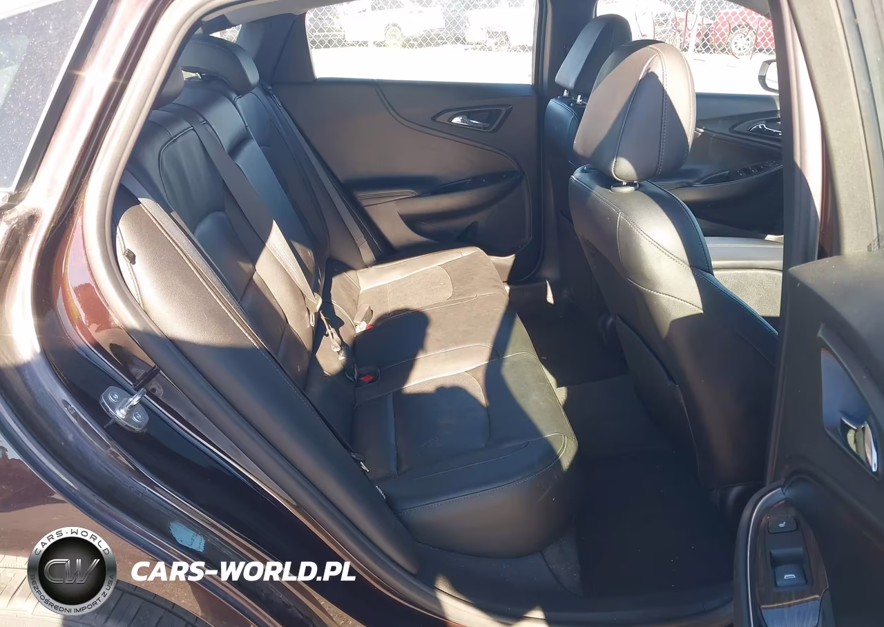 2020 Chevrolet Malibu Premier VIN:1G1ZE5SXXLF010948 - 8