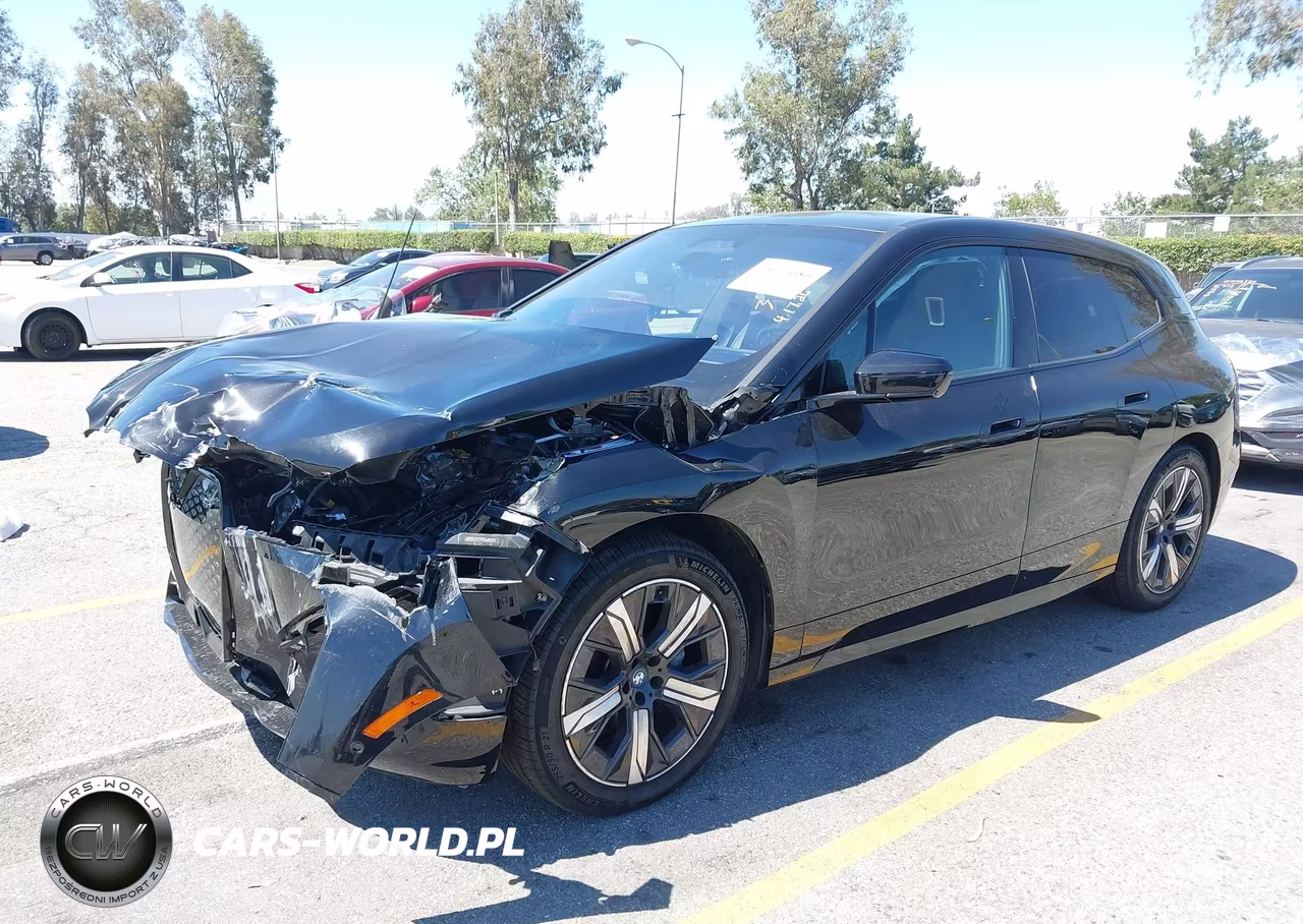 2023 BMW Ix xDrive50 VIN:WB523CF01PCM54870 - 2