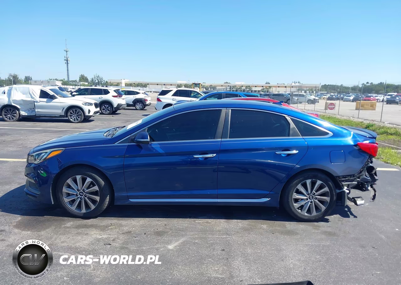 2015 Hyundai Sonata Sport VIN:5NPE34AF0FH088065 - 14