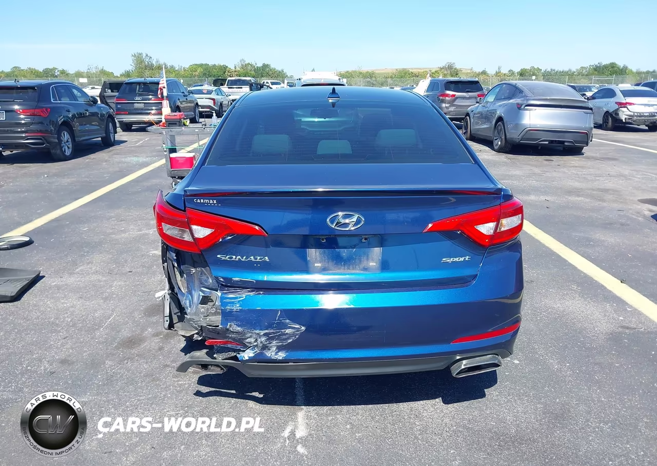 2015 Hyundai Sonata Sport VIN:5NPE34AF0FH088065 - 16
