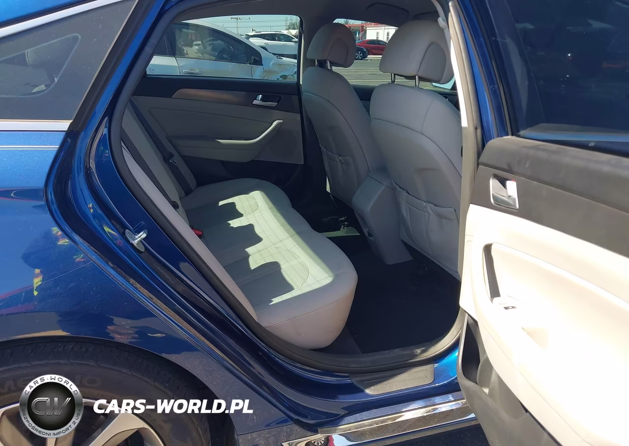 2015 Hyundai Sonata Sport VIN:5NPE34AF0FH088065 - 8