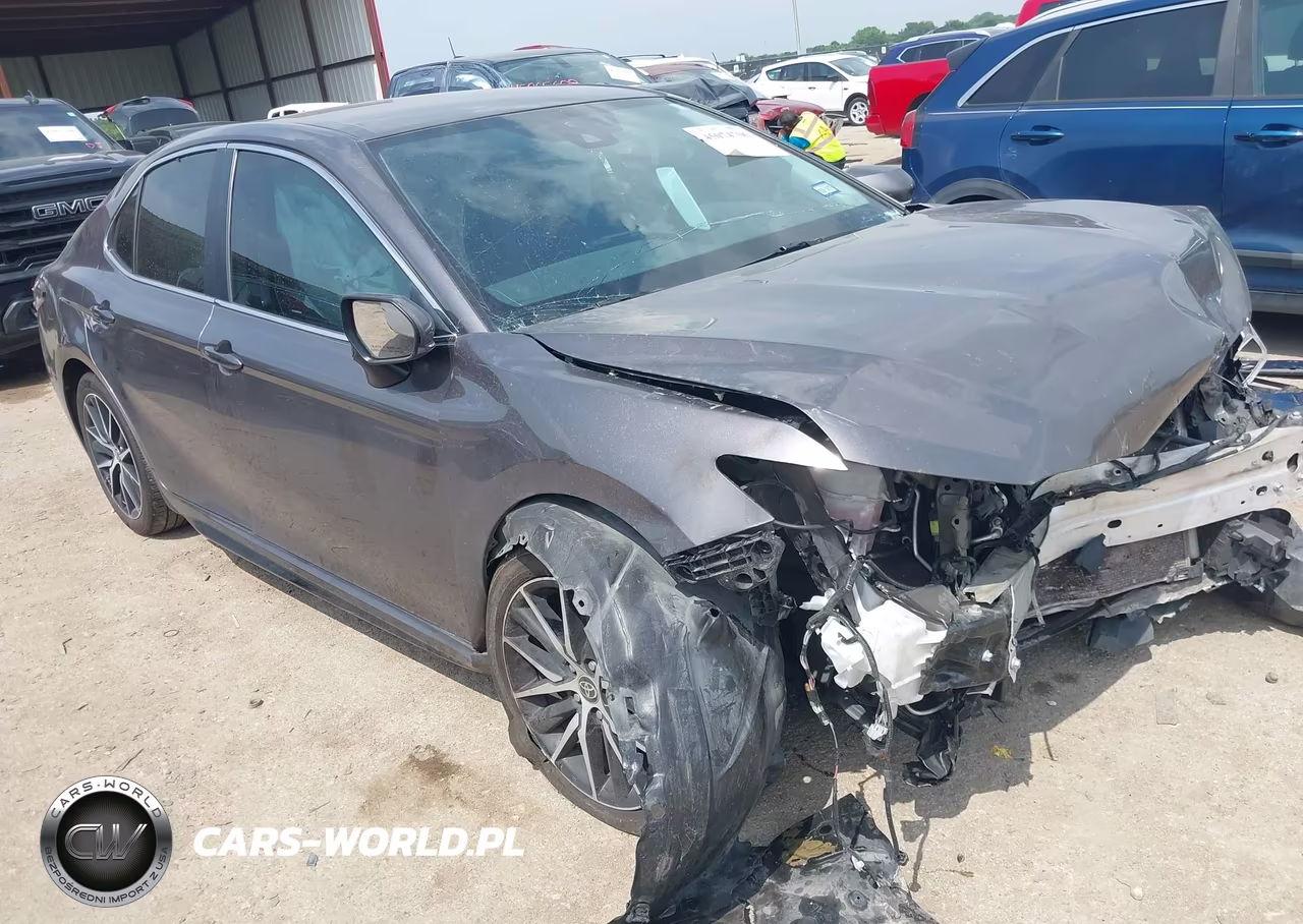 2022 Toyota Camry Se – zdjęcie 1 z 16