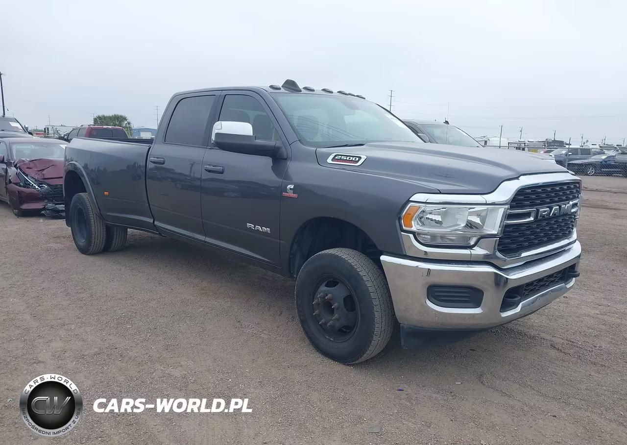 2021 Ram 3500 Big Horn 4X4 8' Box