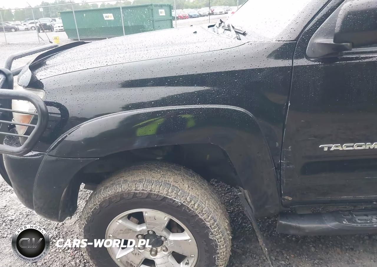2011 Toyota Tacoma Base V6 VIN:5TFLU4EN1BX007952 - 17