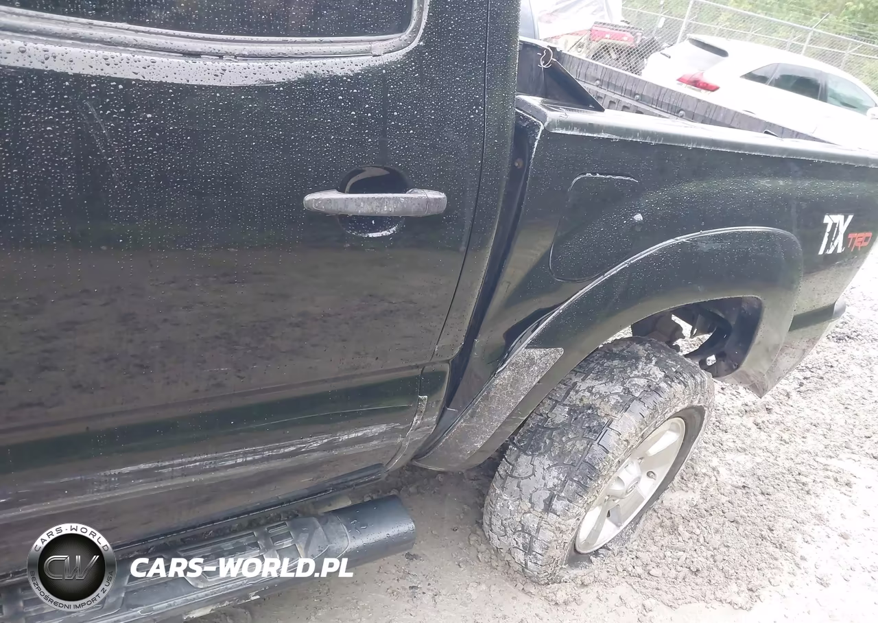 2011 Toyota Tacoma Base V6 VIN:5TFLU4EN1BX007952 - 19