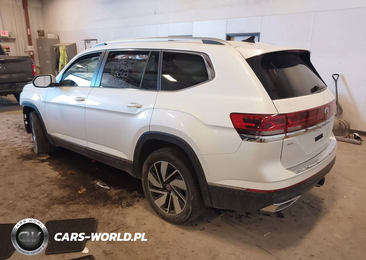 2024 Volkswagen Atlas 2.0T Sel VIN:1V2BR2CA3RC505023 - 3