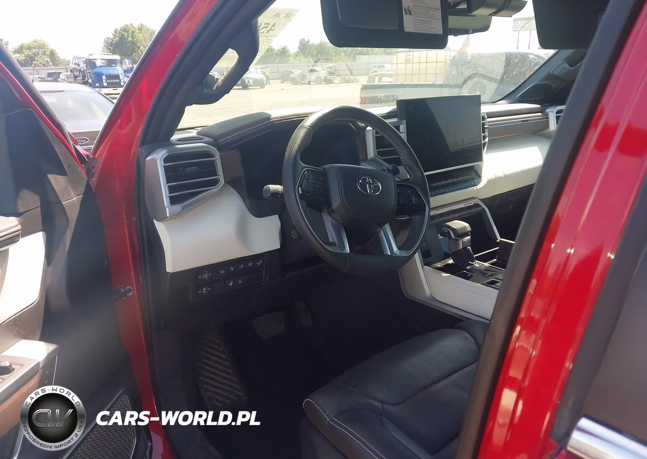 2024 Toyota Sequoia Capstone VIN:7SVAAABA3RX044906 - 21