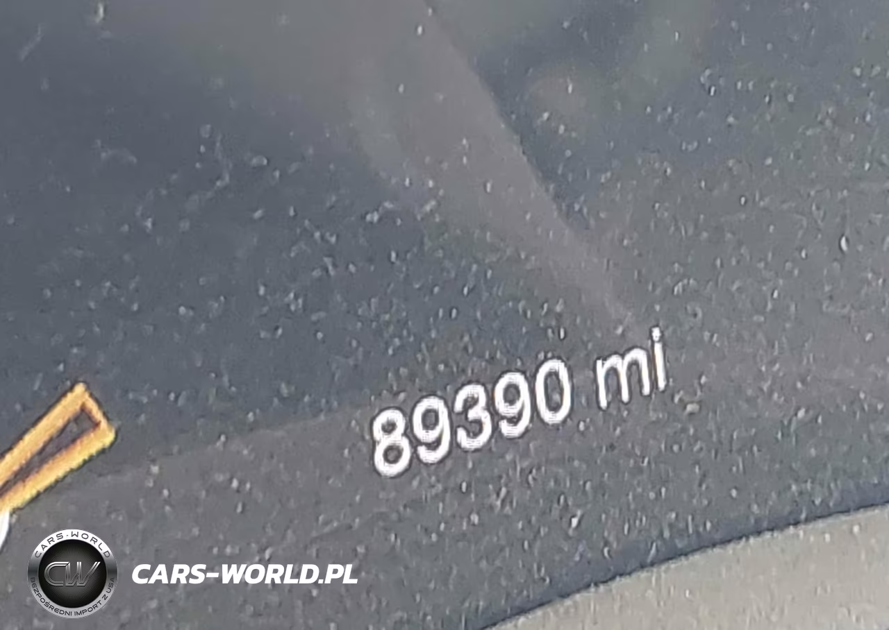 2019 Jeep Grand Cherokee Limited 4X4 VIN:1C4RJFBG2KC775290 - 15