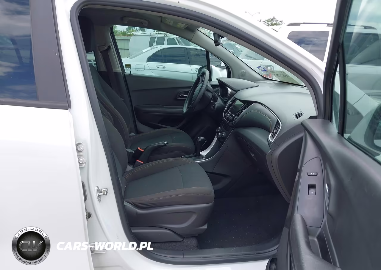 2018 Chevrolet Trax Ls VIN:KL7CJKSB6JB722919 - 5