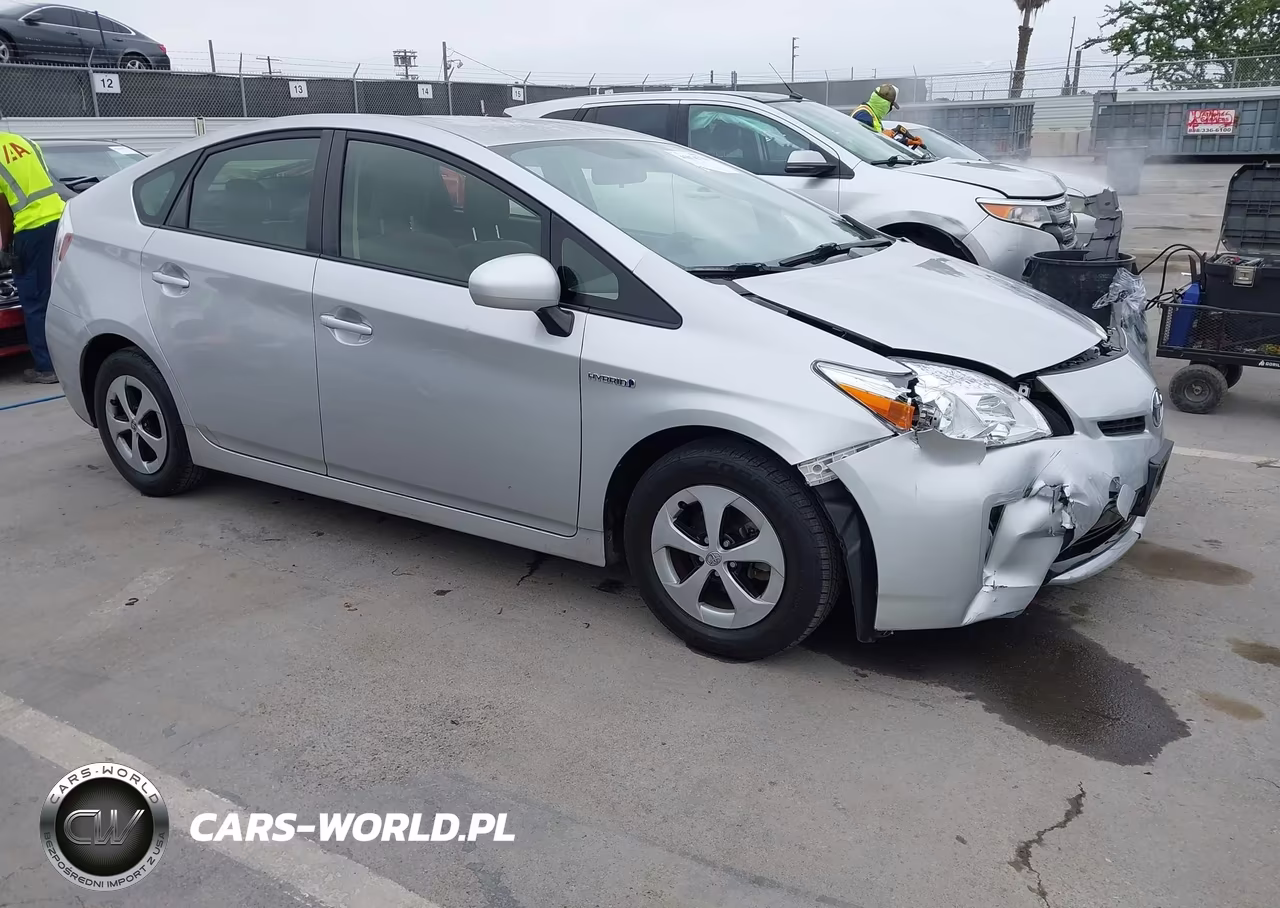 2014 Toyota Prius Three