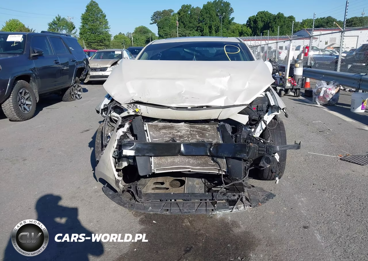2018 Hyundai Elantra Value Edition VIN:5NPD84LF1JH249784 - 12