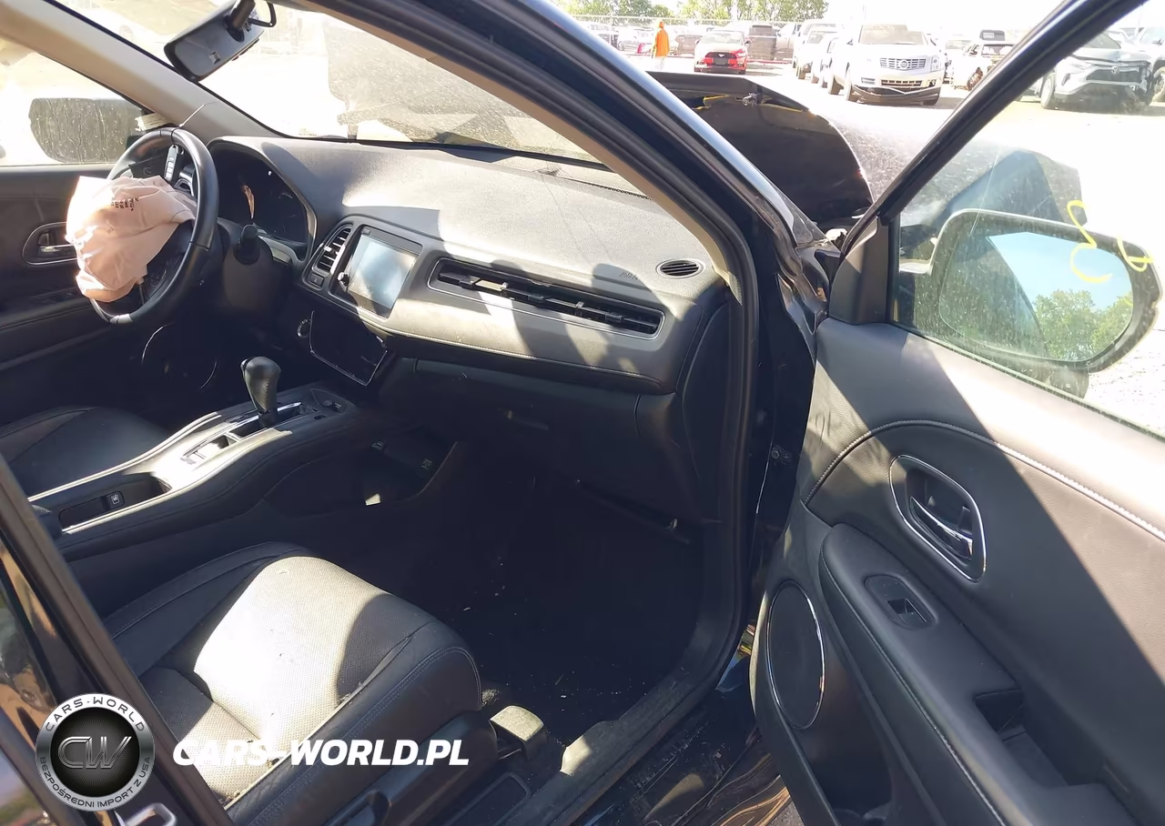 2019 Honda Hr-V Touring VIN:3CZRU6H92KM711517 - 5