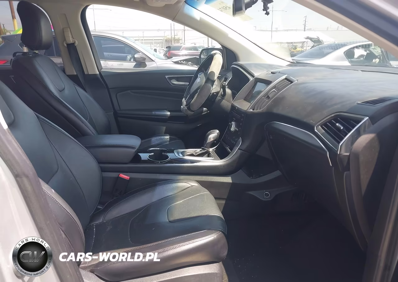 2018 Ford Edge Titanium VIN:2FMPK3K97JBB10609 - 5