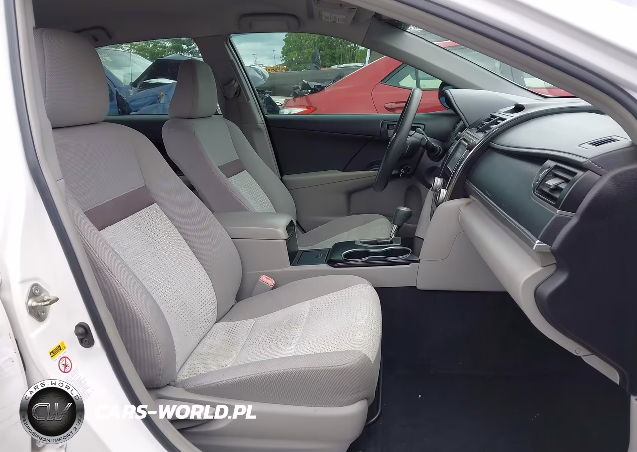 2014 Toyota Camry Le VIN:4T1BF1FK2EU748265 - 5