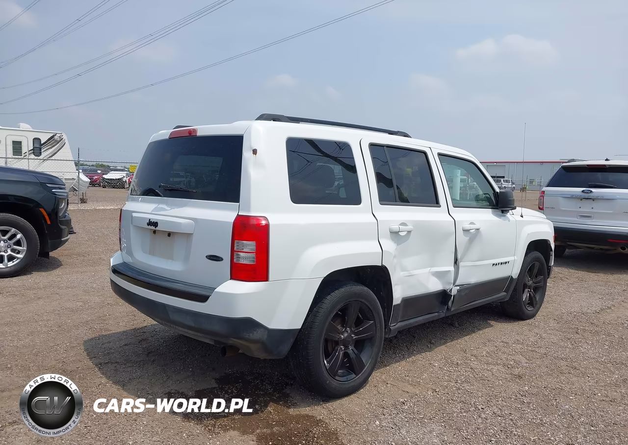 2014 Jeep Patriot Altitude VIN:1C4NJPBA3ED703447 - 4