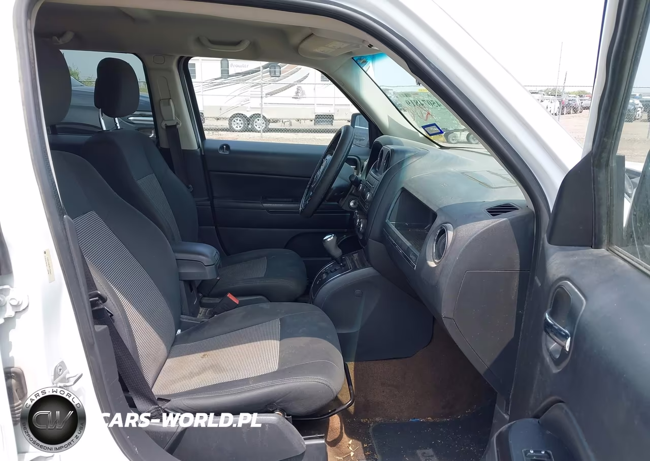 2014 Jeep Patriot Altitude VIN:1C4NJPBA3ED703447 - 5