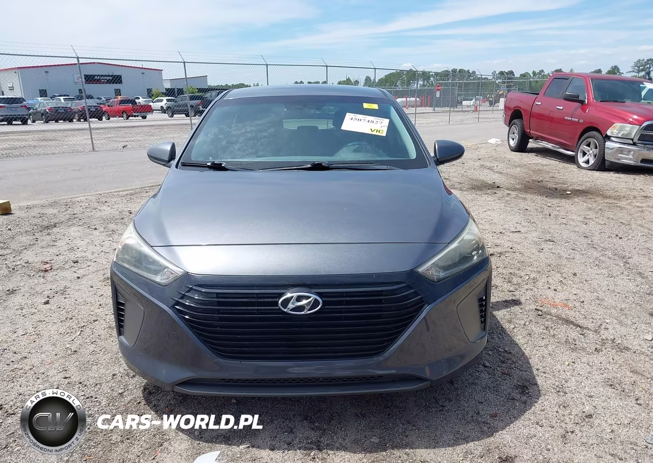 2017 Hyundai Ioniq Hybrid Blue VIN:KMHC65LC8HU048036 - 12