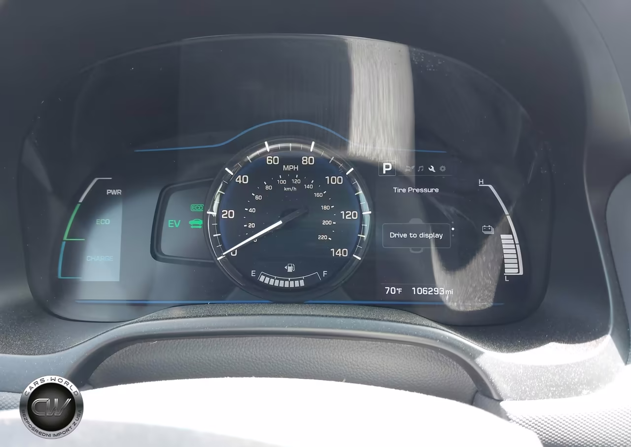 2017 Hyundai Ioniq Hybrid Blue VIN:KMHC65LC8HU048036 - 7