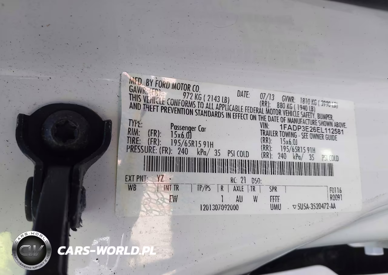 2014 Ford Focus S VIN:1FADP3E26EL112581 - 9