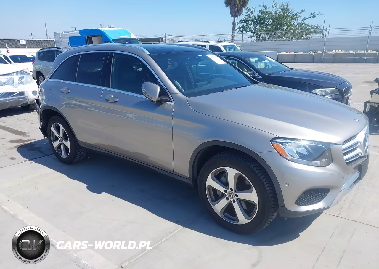 2019 Mercedes-Benz Glc 300 – zdjęcie 1 z 16