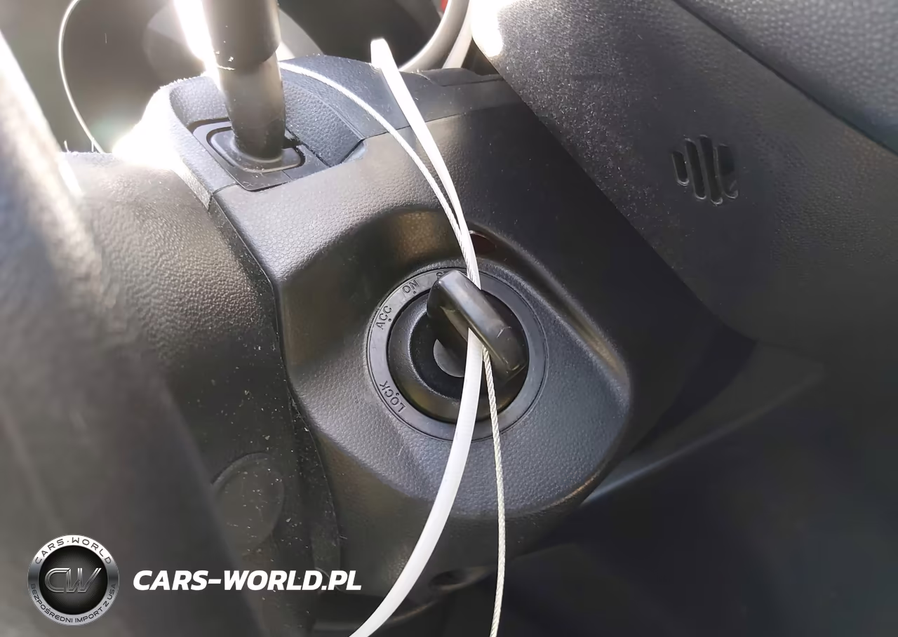 2008 Mazda Mazda3 I VIN:JM1BK32F981778552 - 11