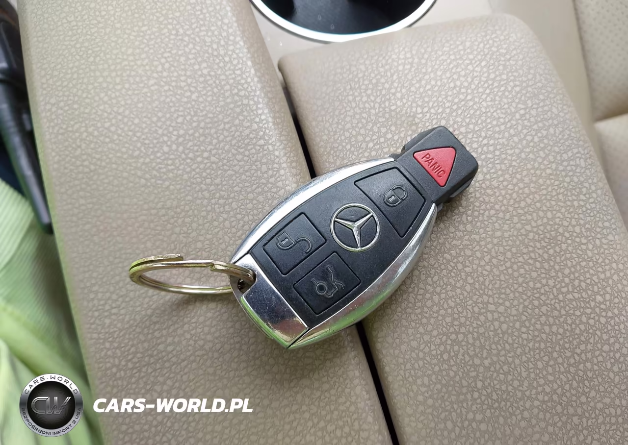 2012 Mercedes-Benz C 300 Sport 4Matic VIN:WDDGF8BB4CR221715 - 11