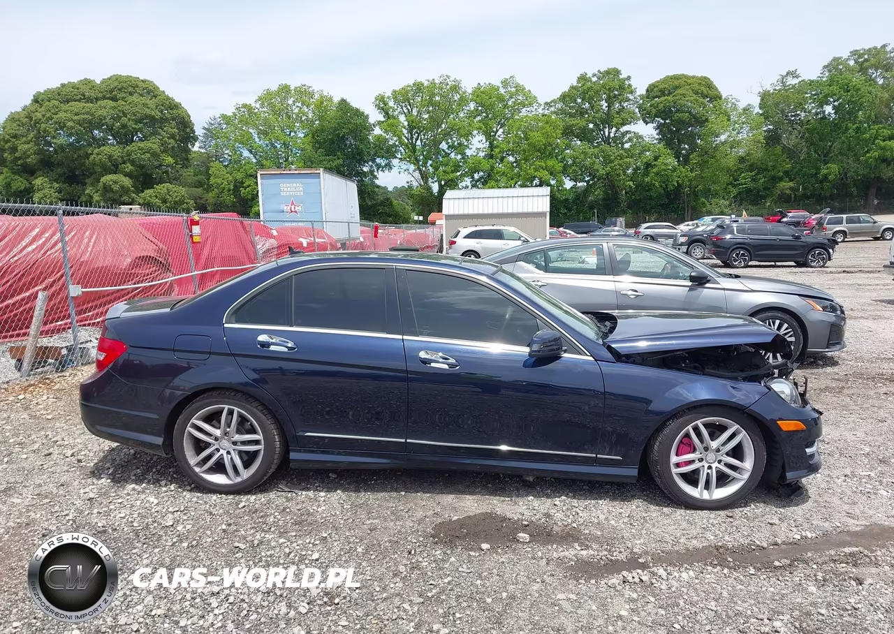 2012 Mercedes-Benz C 300 Sport 4Matic VIN:WDDGF8BB4CR221715 - 13