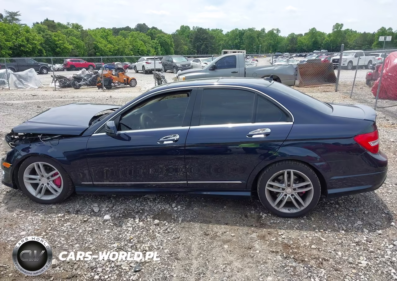 2012 Mercedes-Benz C 300 Sport 4Matic VIN:WDDGF8BB4CR221715 - 14