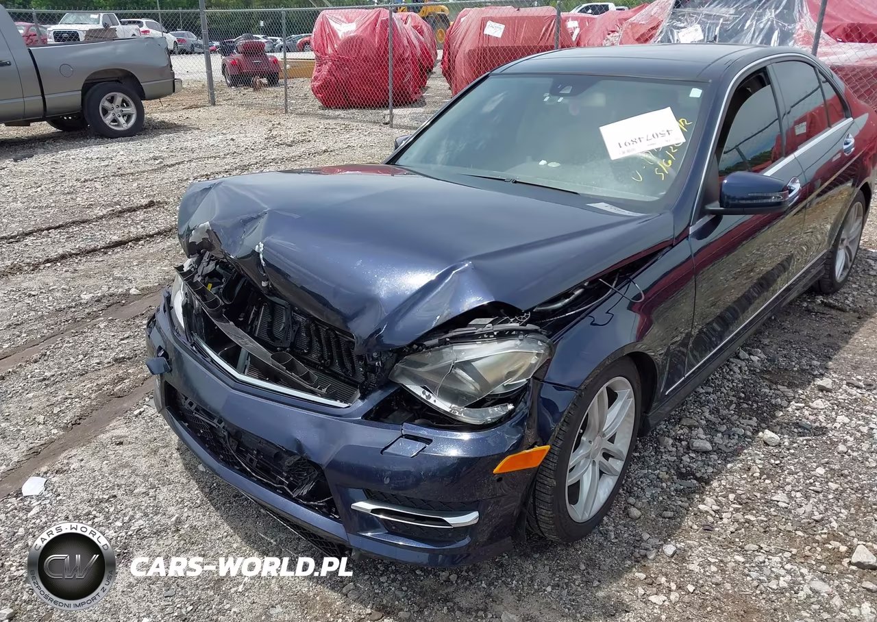 2012 Mercedes-Benz C 300 Sport 4Matic VIN:WDDGF8BB4CR221715 - 6