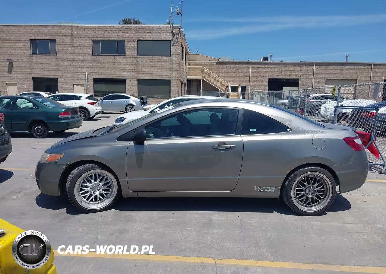 2008 Honda Civic Lx VIN:2HGFG11638H518031 - 14