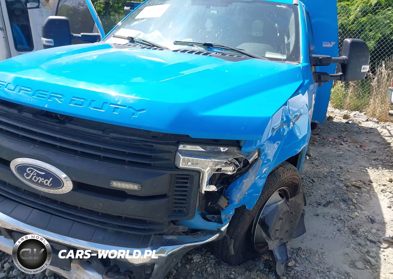 2018 Ford F-350 Chassis Xl VIN:1FD8X3GT9JEC29048 - 6