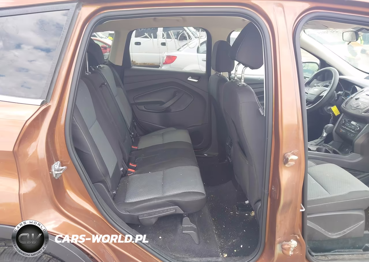 2017 Ford Escape Se VIN:1FMCU9G93HUB86806 - 8