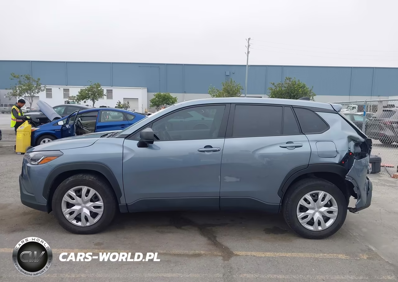 2024 Toyota Corolla Cross L VIN:7MUAAAAG0RV089457 - 14