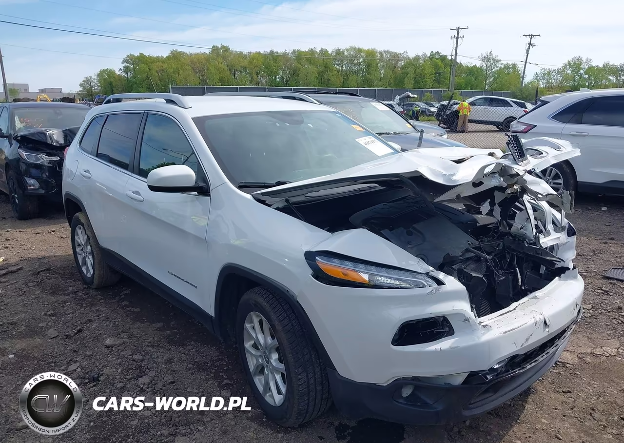 2015 Jeep Cherokee Latitude – zdjęcie 1 z 16