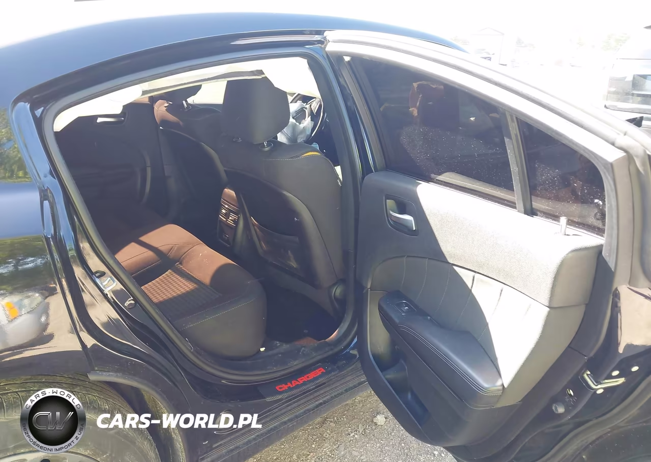 2019 Dodge Charger Sxt Awd VIN:2C3CDXJG2KH743350 - 8