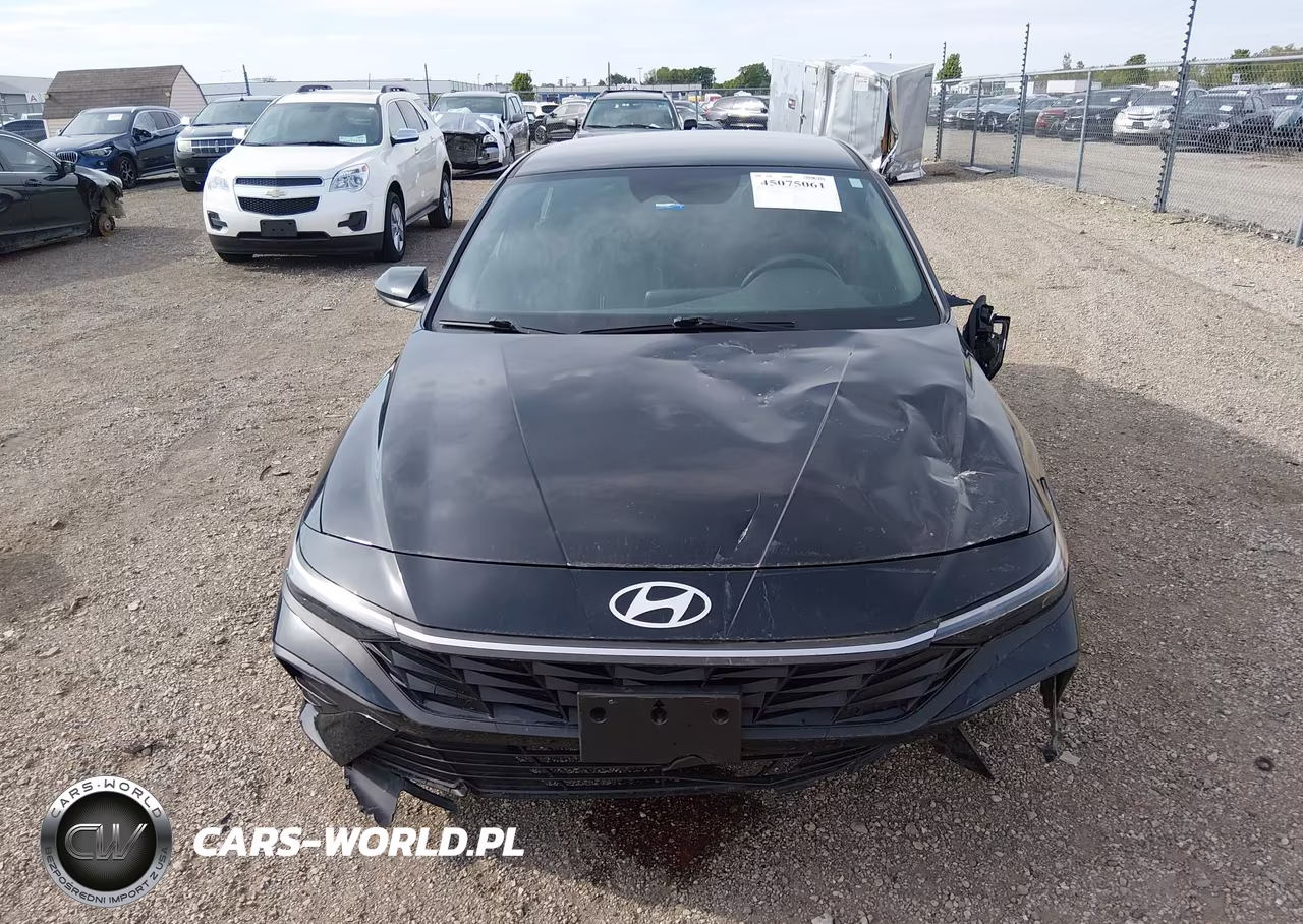 2025 Hyundai Elantra Sel Sport VIN:KMHLM4DG4SU872107 - 12