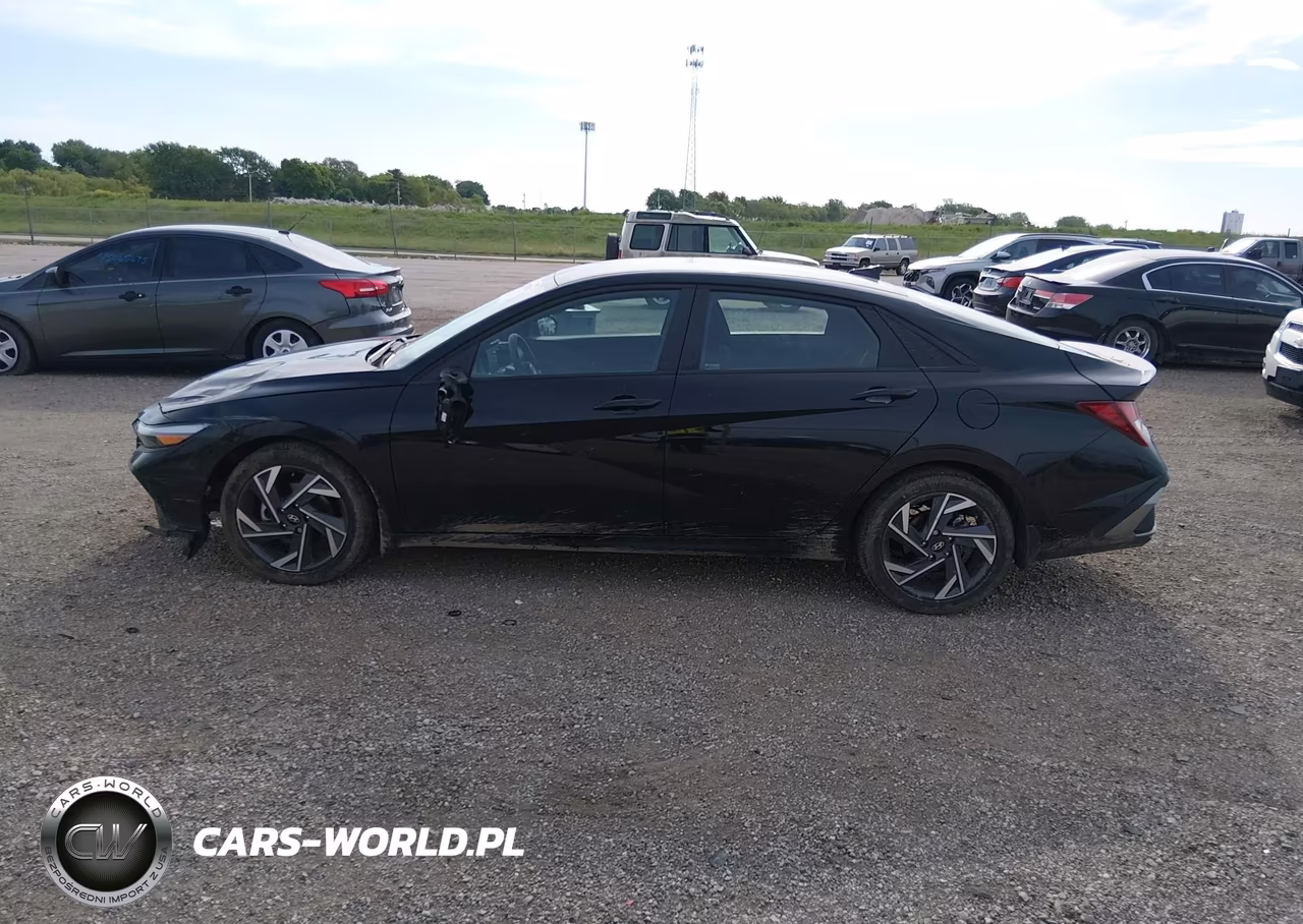2025 Hyundai Elantra Sel Sport VIN:KMHLM4DG4SU872107 - 14