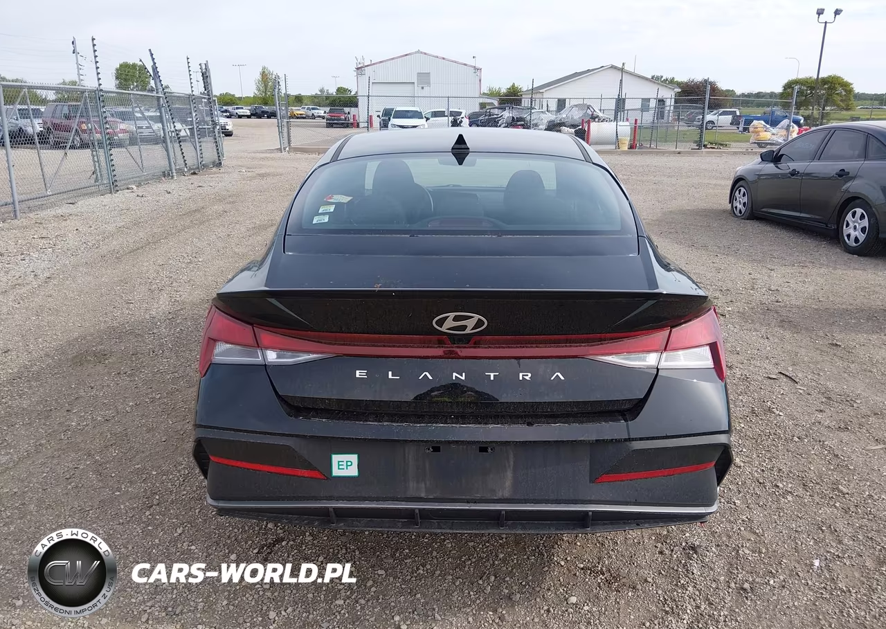 2025 Hyundai Elantra Sel Sport VIN:KMHLM4DG4SU872107 - 16