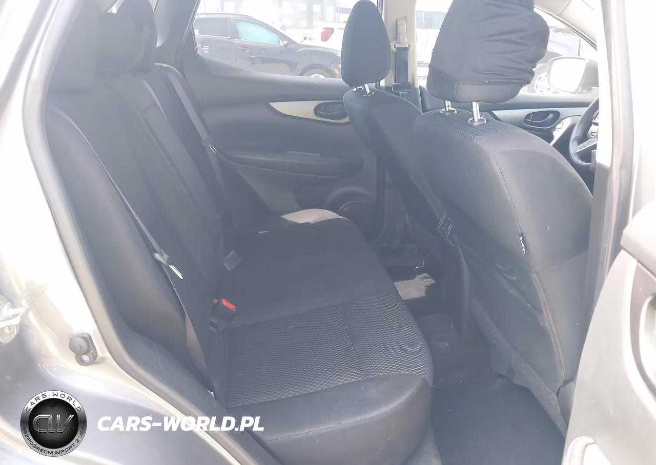 2018 Nissan Rogue Sport S VIN:JN1BJ1CP9JW162084 - 8