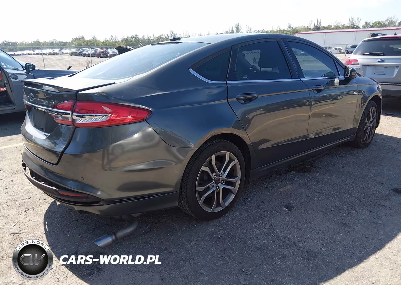 2017 Ford Fusion Se VIN:3FA6P0HD4HR250131 - 4