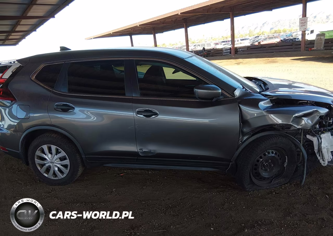 2018 Nissan Rogue S VIN:JN8AT2MV2JW303653 - 13