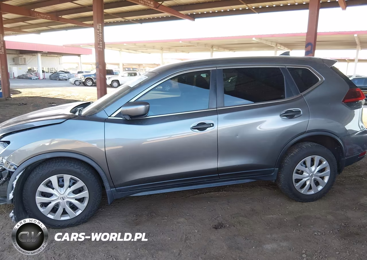 2018 Nissan Rogue S VIN:JN8AT2MV2JW303653 - 14
