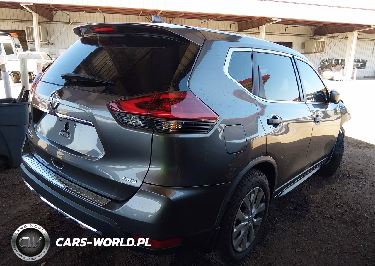 2018 Nissan Rogue S VIN:JN8AT2MV2JW303653 - 18