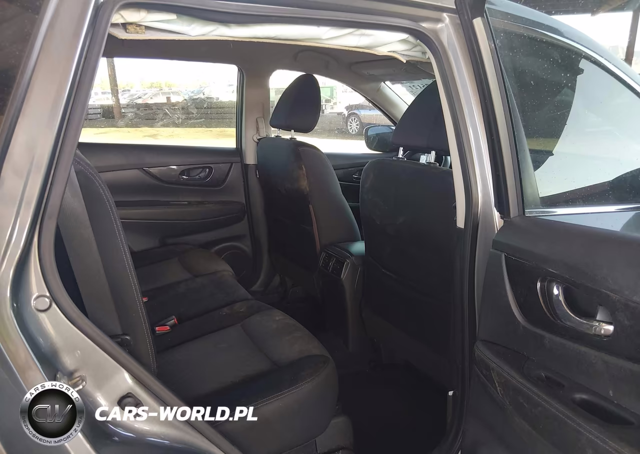 2018 Nissan Rogue S VIN:JN8AT2MV2JW303653 - 8