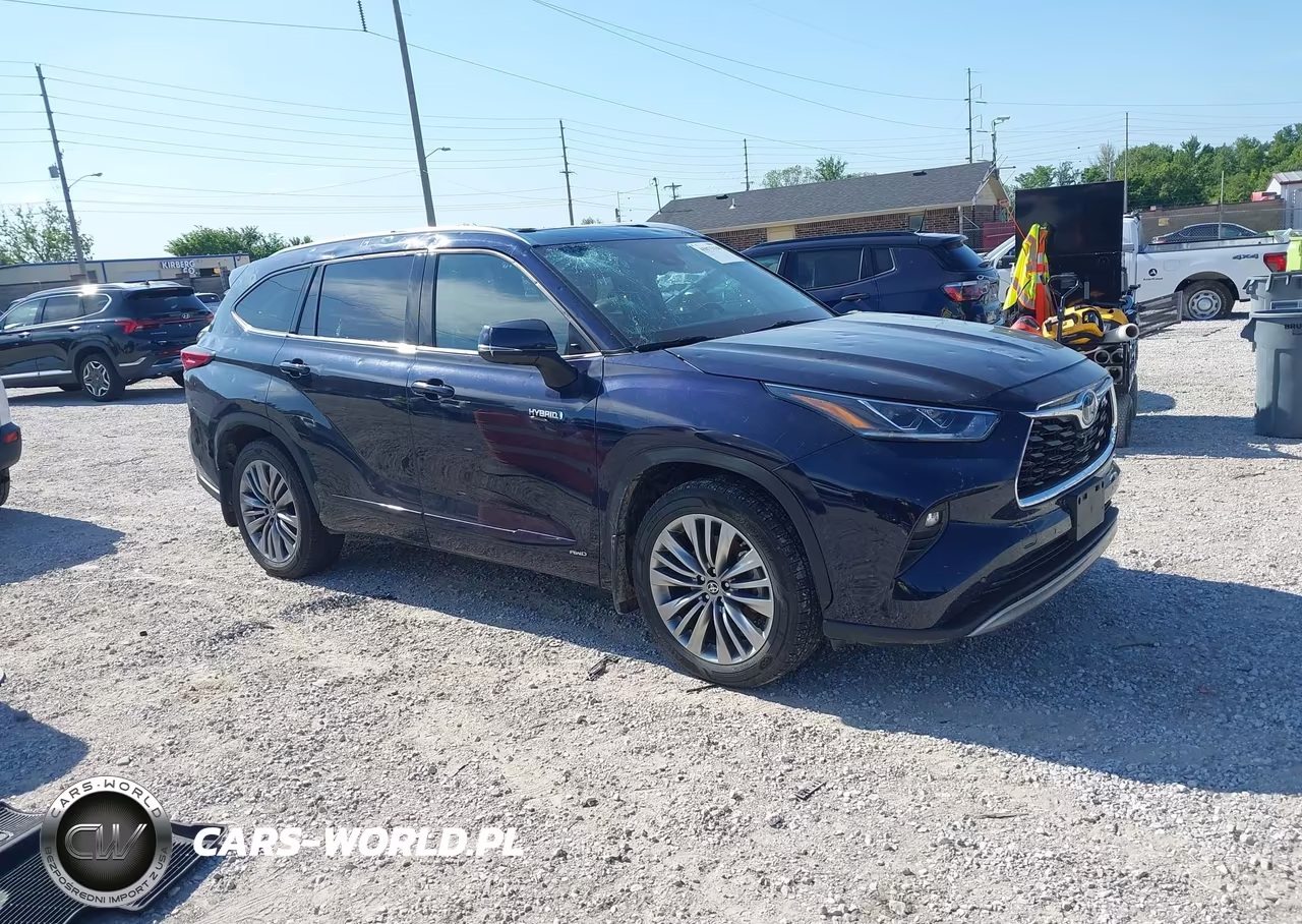 2021 Toyota Highlander Hybrid Platinum
