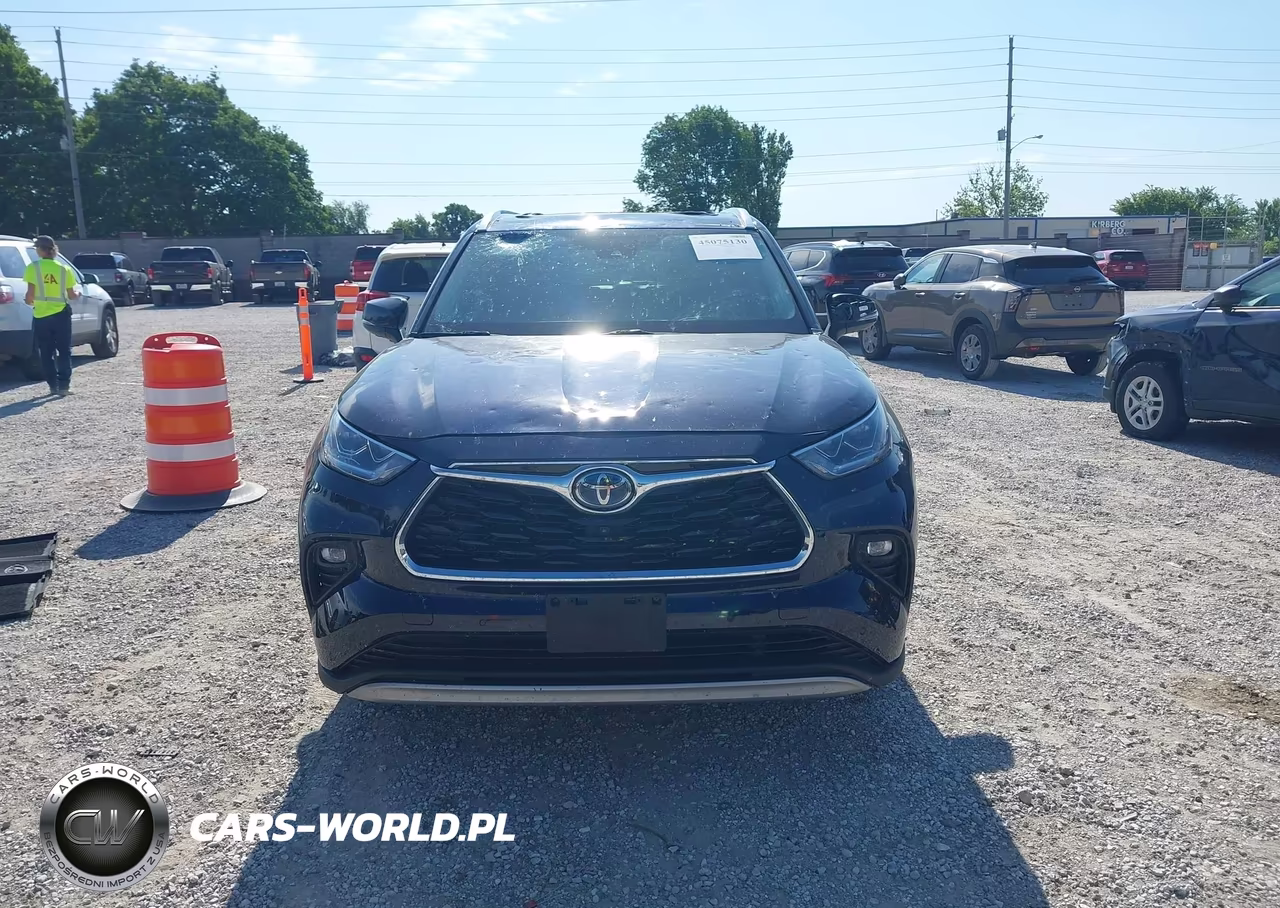 2021 Toyota Highlander Hybrid Platinum VIN:5TDEBRCH9MS031854 - 12