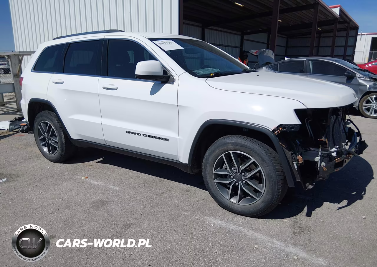 2019 Jeep Grand Cherokee Laredo E 4X2