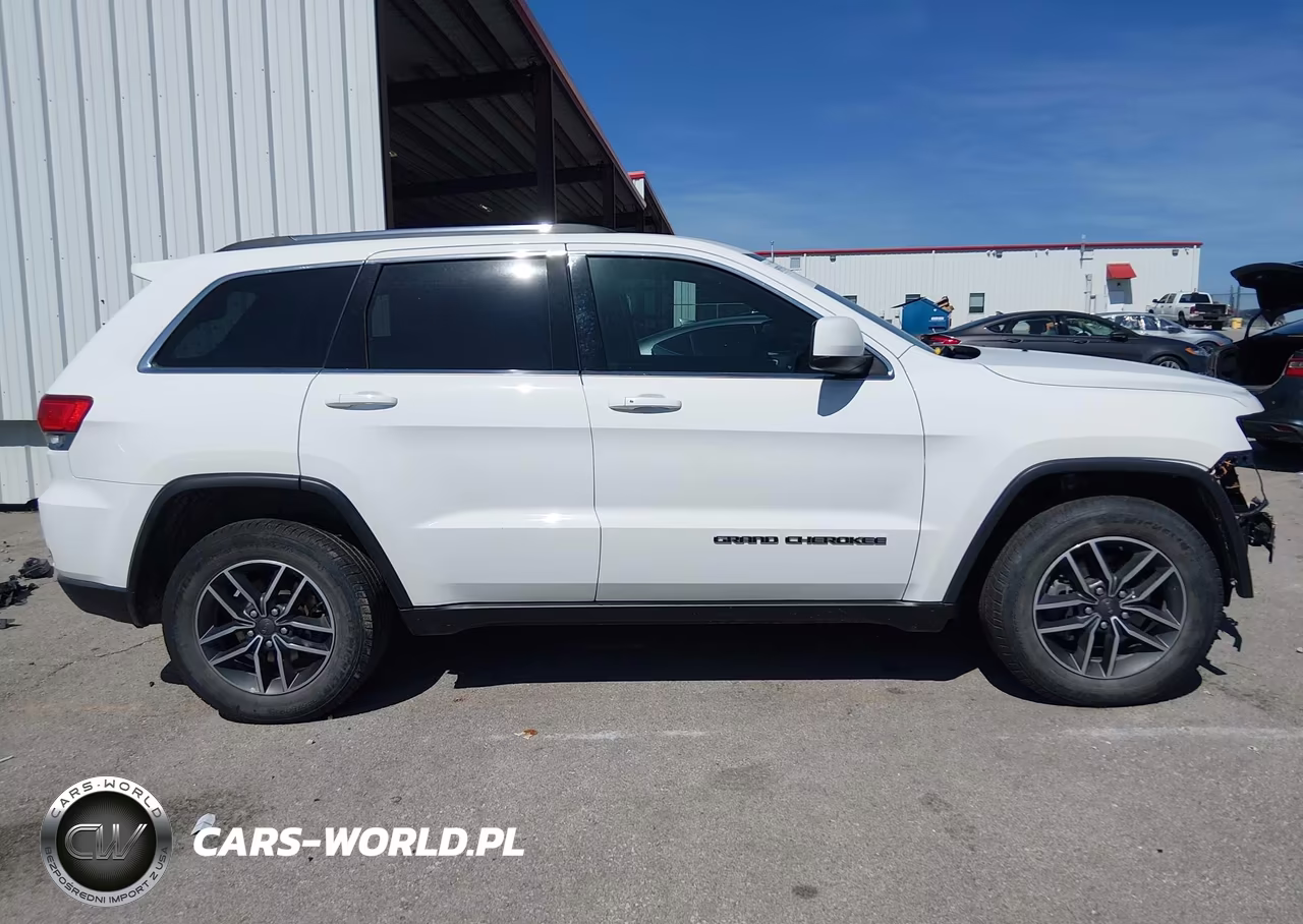 2019 Jeep Grand Cherokee Laredo E 4X2 VIN:1C4RJEAG1KC602744 - 14