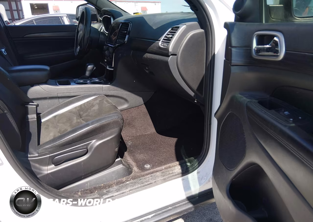 2019 Jeep Grand Cherokee Laredo E 4X2 VIN:1C4RJEAG1KC602744 - 5