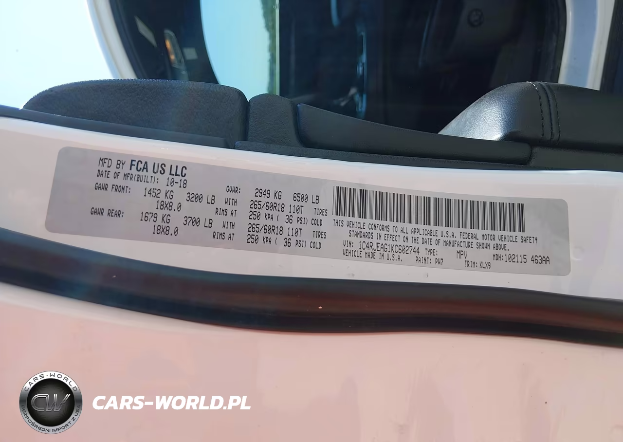 2019 Jeep Grand Cherokee Laredo E 4X2 VIN:1C4RJEAG1KC602744 - 9